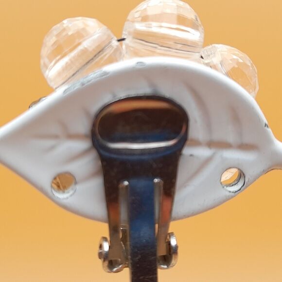 Vintage Art Lava Glass Clear Faceted Bead Earrings, Silver Tone, Clips - Picture 6 of 10